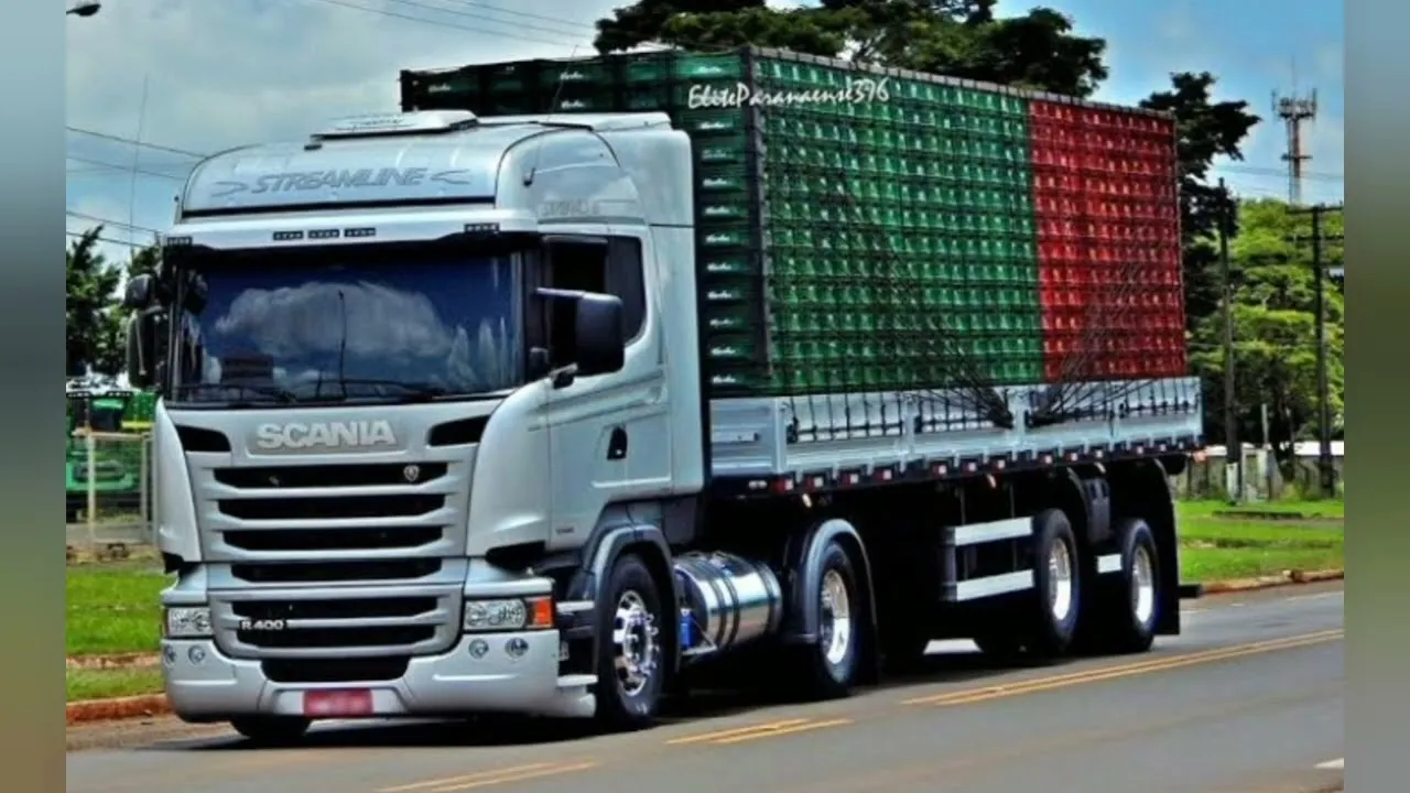 Muitos erram: caminhão bitruck não exige CNH categoria E
