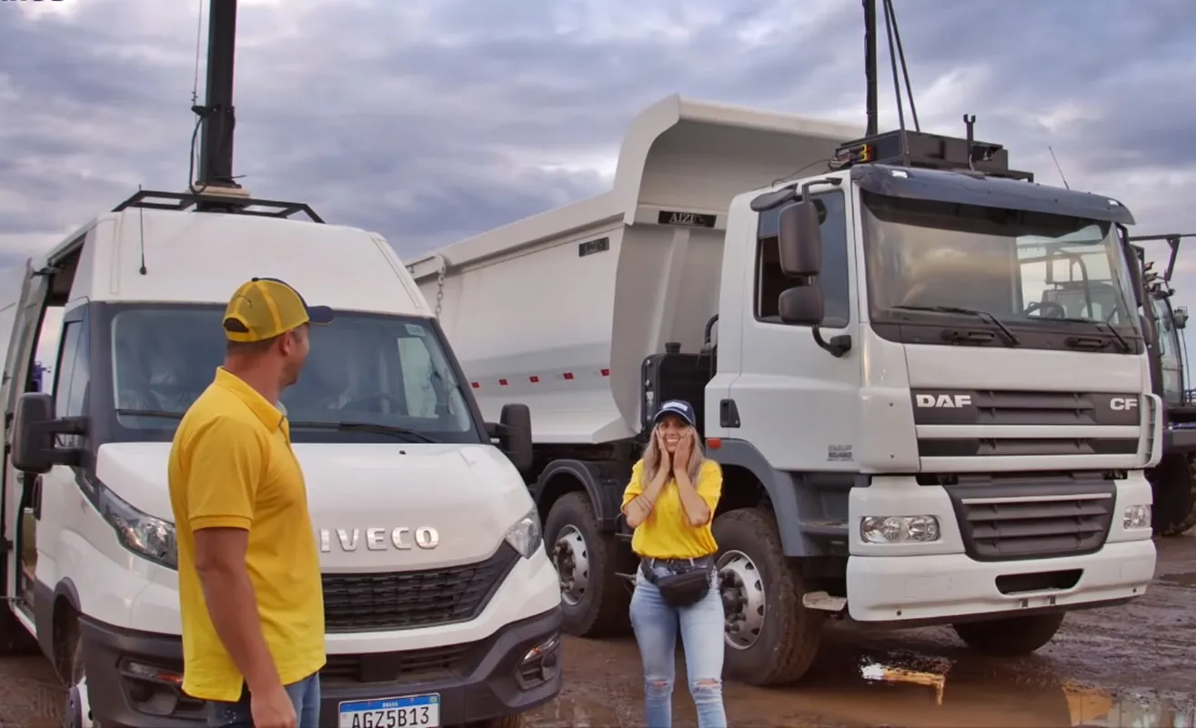 Youtuber filma caminhão autônomo em ação