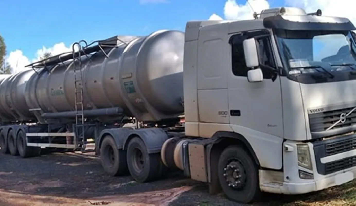 Caminhao Volvo 1