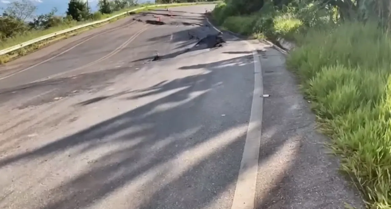Veja a situação assustadora da BR-459