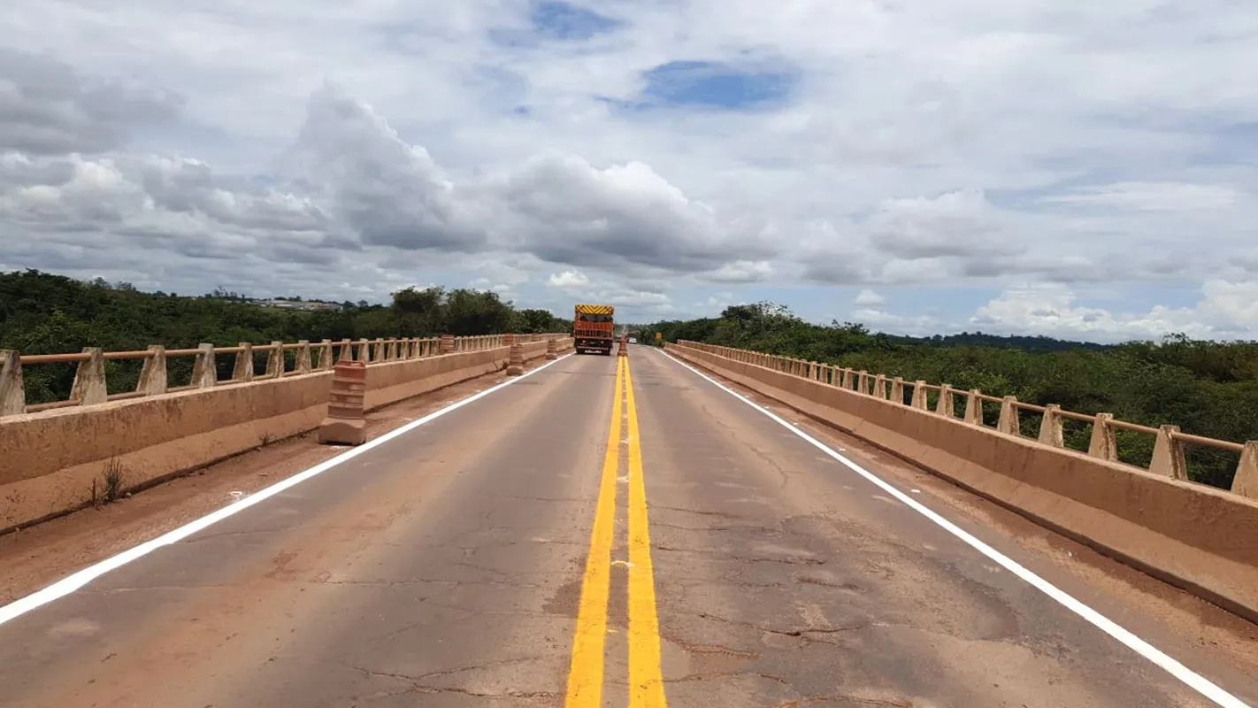 Interdição total da Ponte do Rio Peixoto, em Peixoto de Azevedo