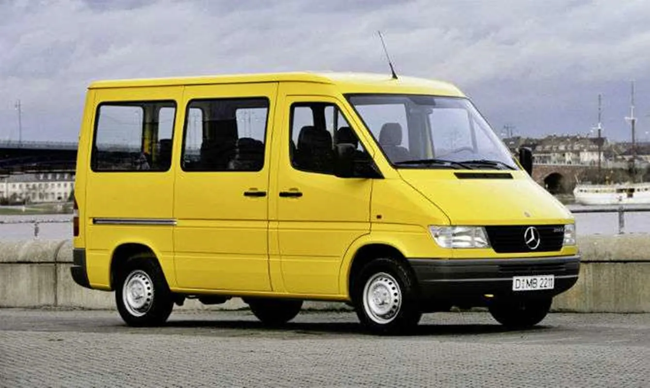 Conheça um pouco da história da Sprinter, modelo que fez 25 anos em 2022