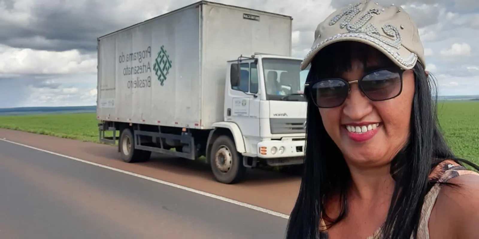 Conheça a única mulher que faz transporte interestadual no estado acreano