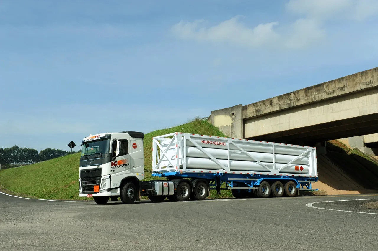 JSL compra grande transportadora por mais de 500 Milhões de reais