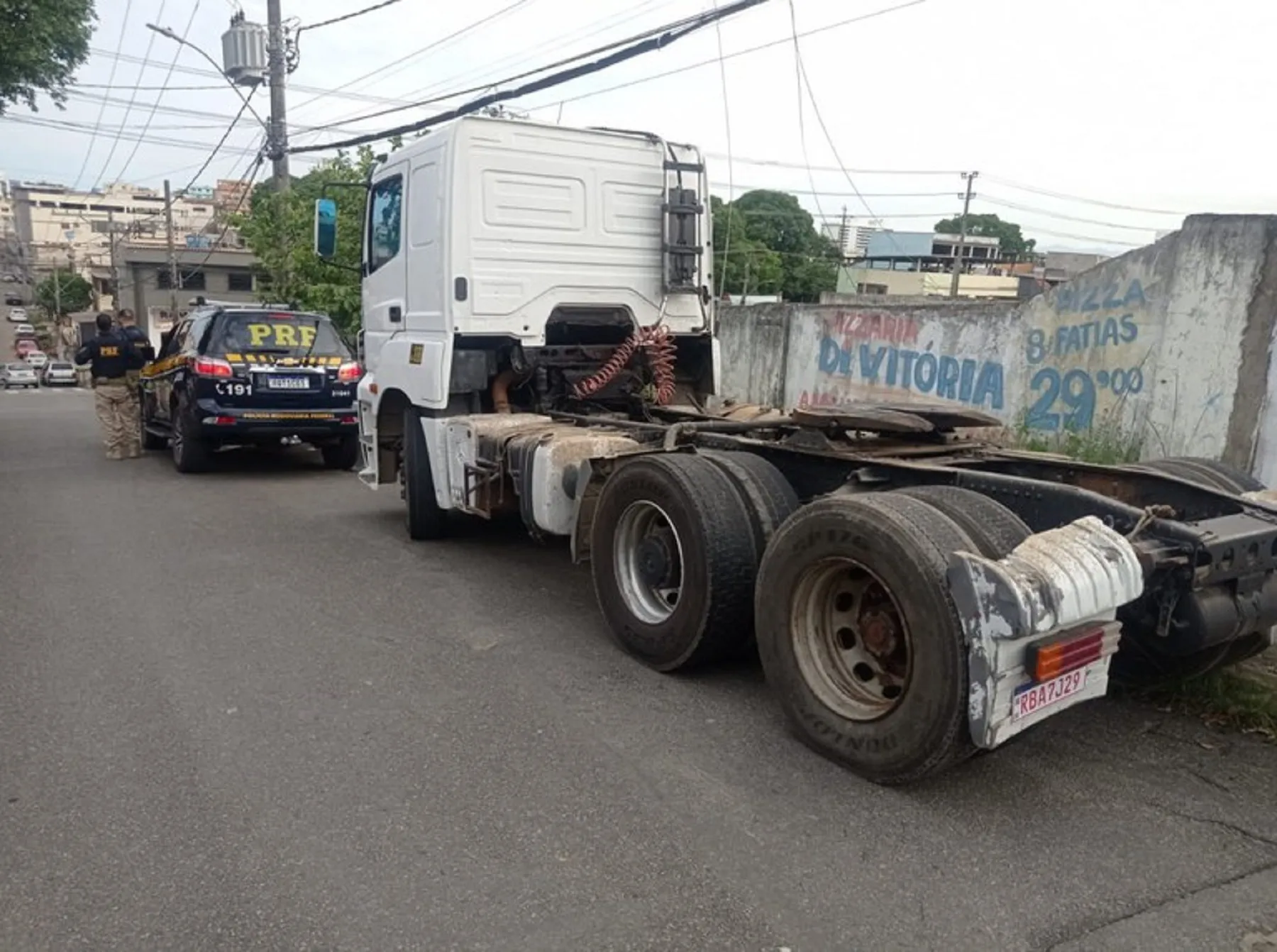 Em questão de minutos: Caminhão furtado no Espírito Santo é recuperado pela PRF minutos depois