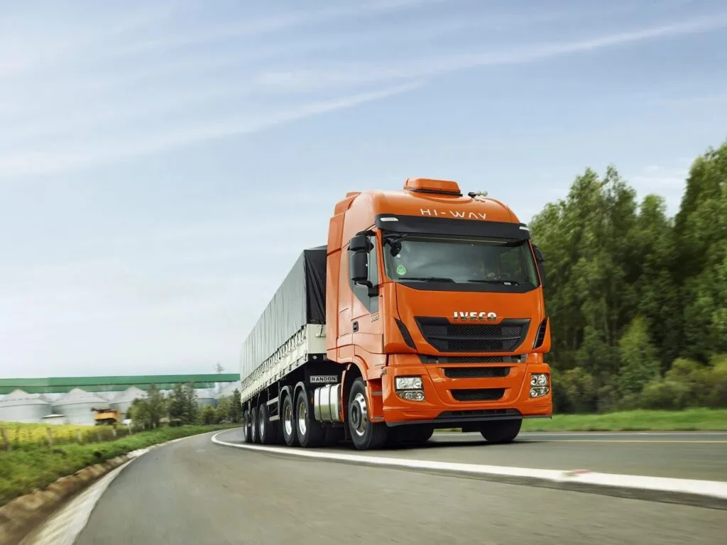 Iveco Stralis Hi Way 6x4 2
