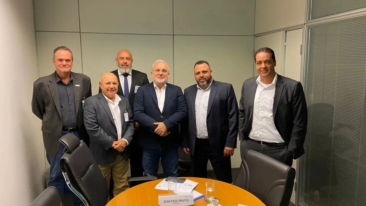 Os caminhoneiros devem ficar preocupados com a nova política de preços da Petrobras?