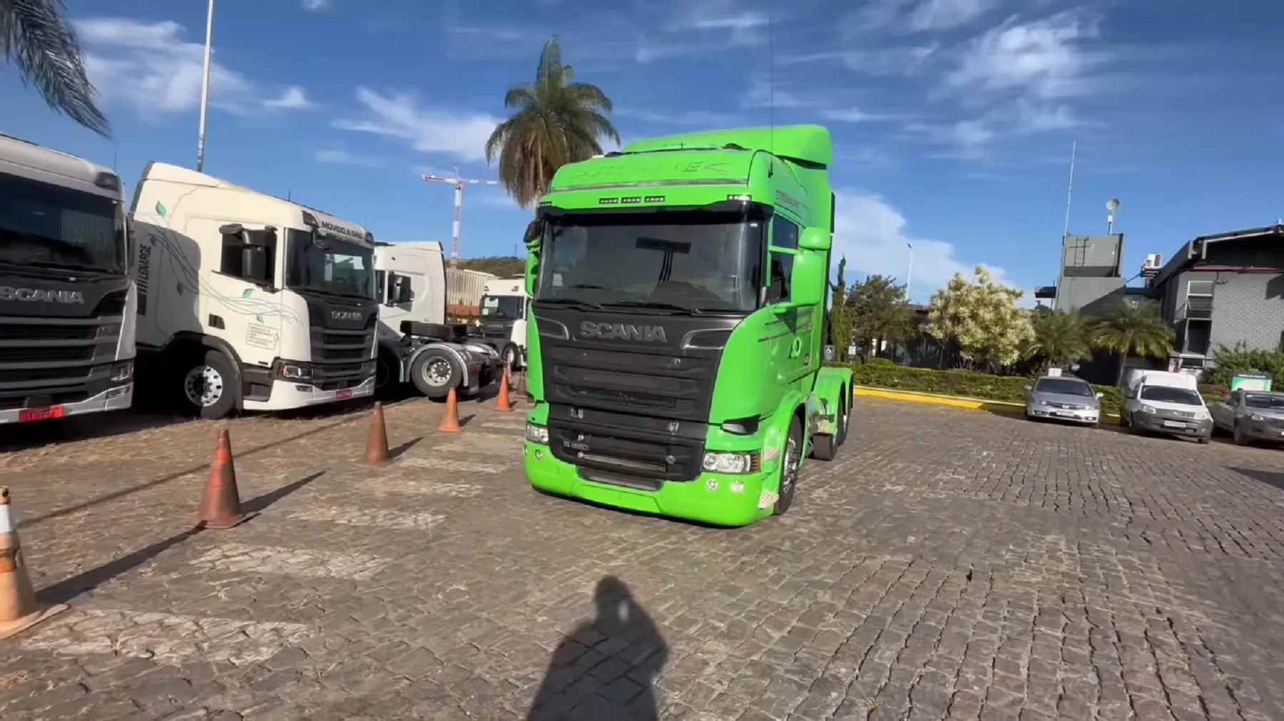 Conheça o Scania V8 com 620 cavalos de potência