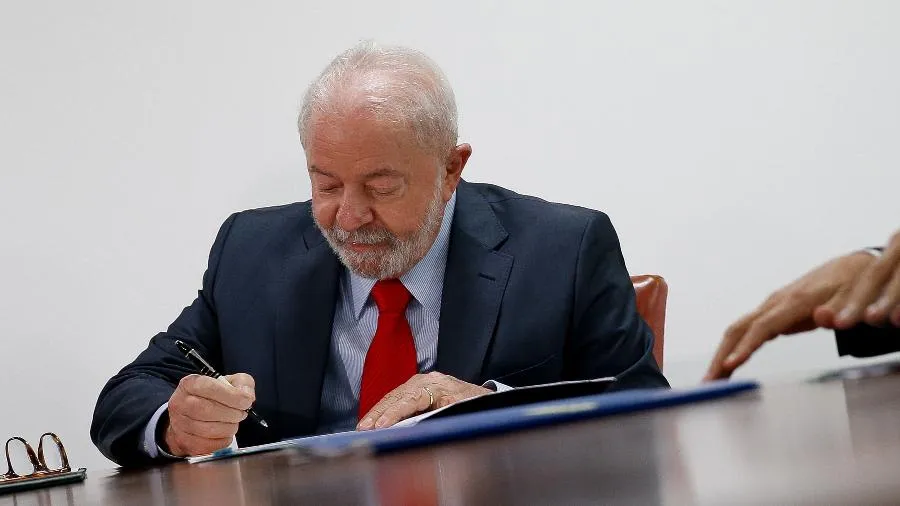 Governo publica nesta quinta medidas para evitar greve dos caminhoneiros.