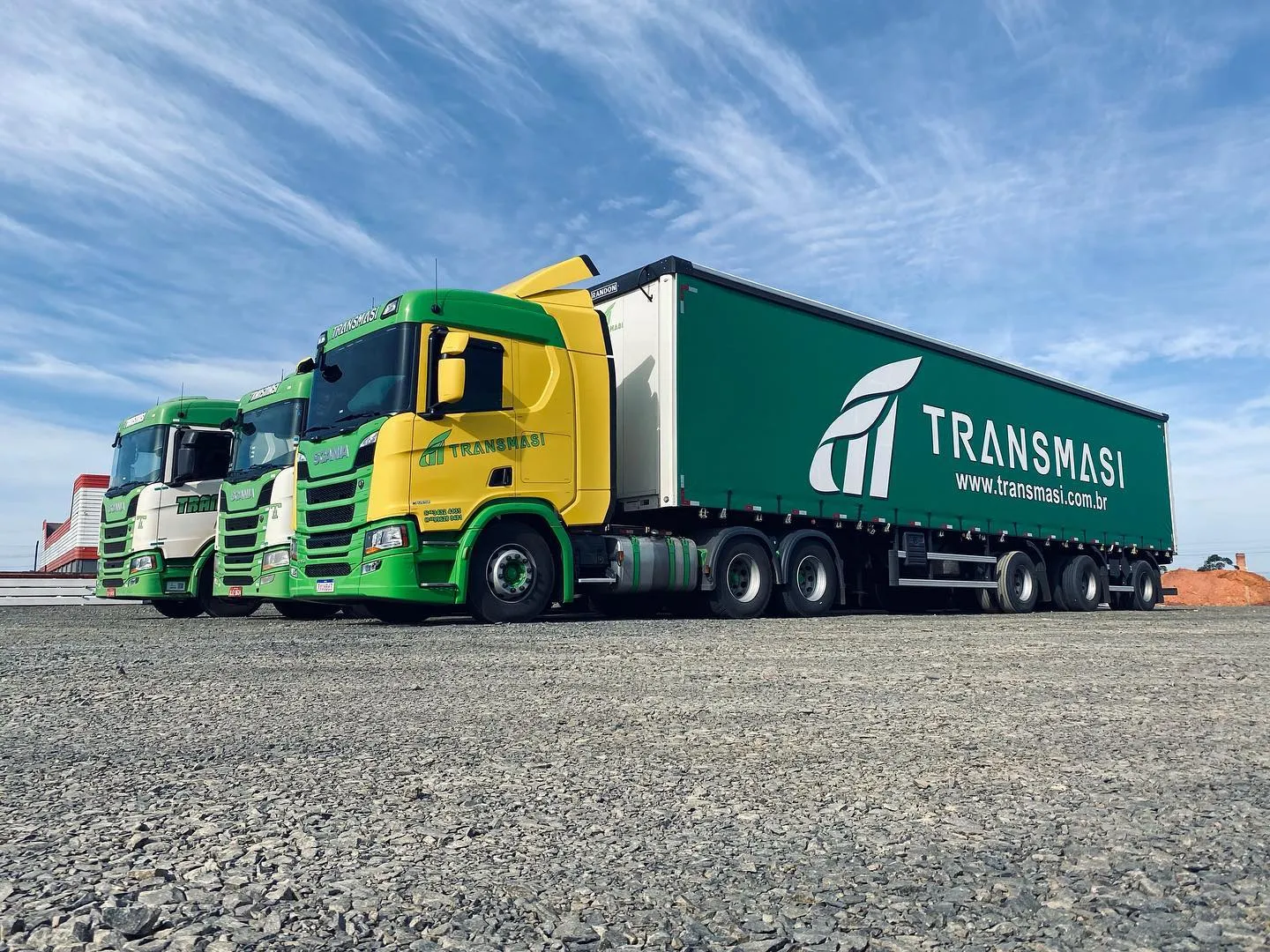 Transmasi Transportes abre vagas para motorista carreteiro.