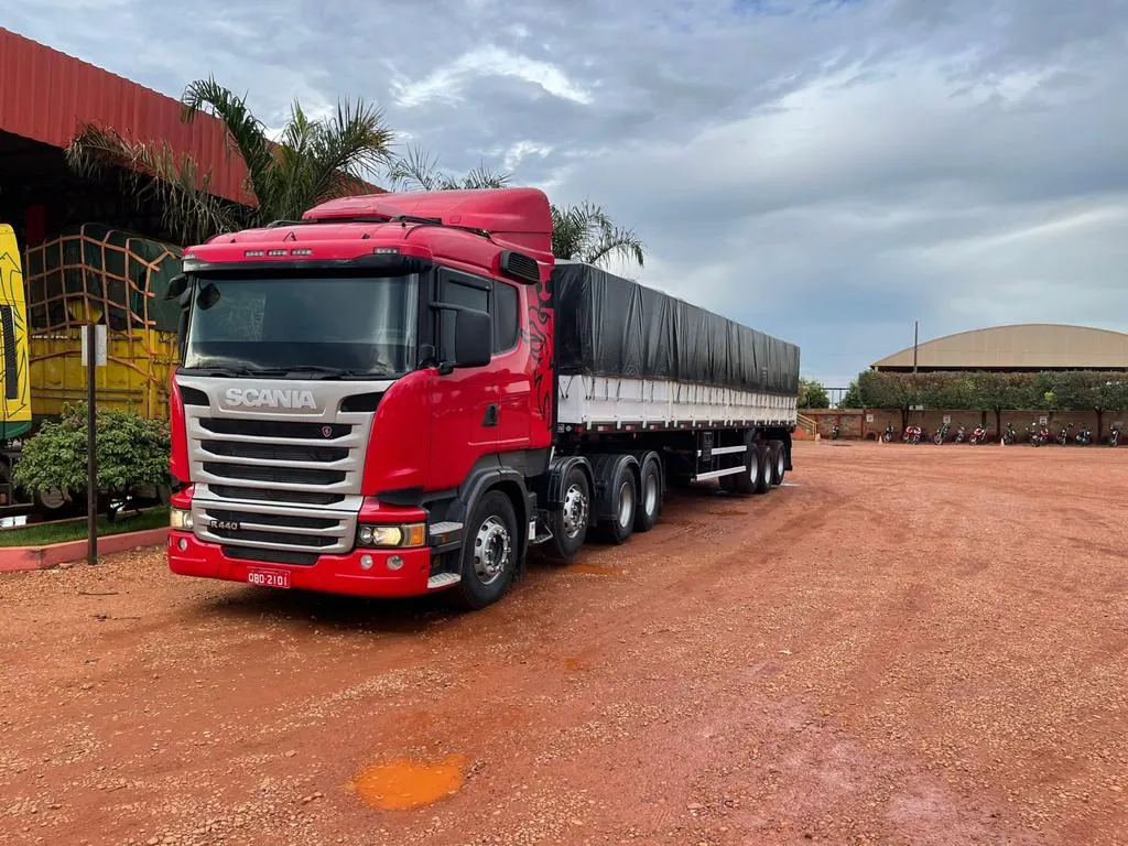 Fribon Transportes abre processo seletivo para motoristas