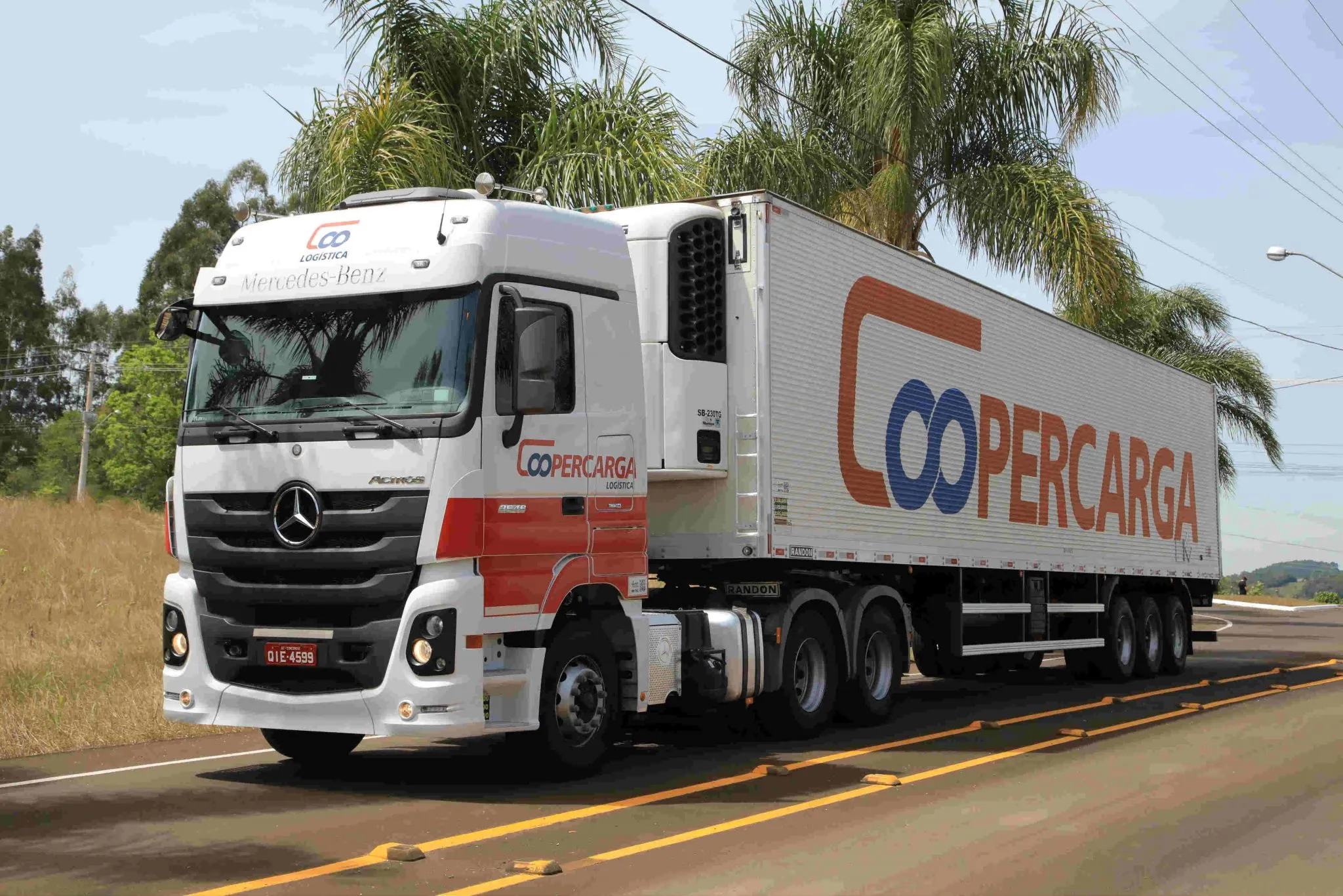 Coopercarga abre vagas para motorista carreteiro
