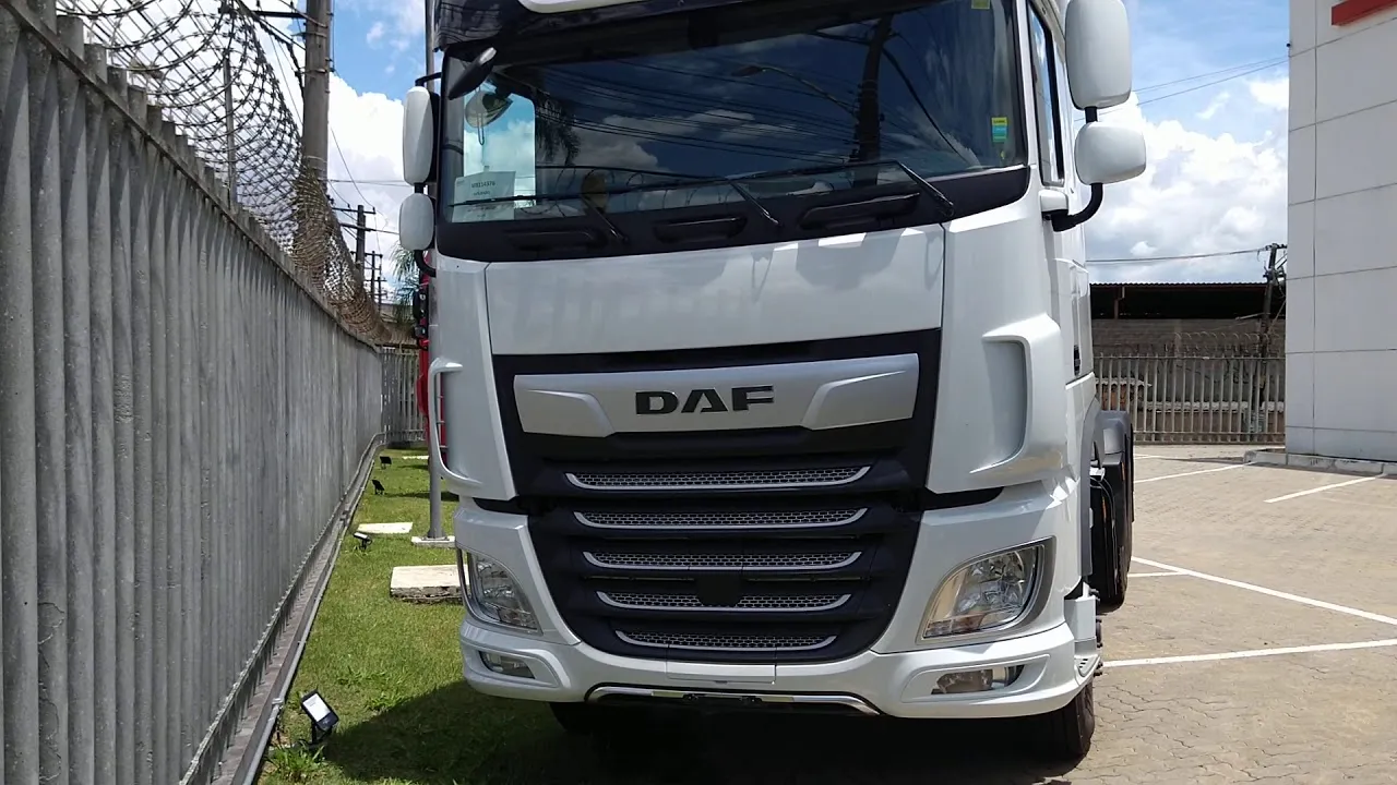 Caminhoneiro Surpreso Novas Inovacoes No Novo Caminhao Da DAF
