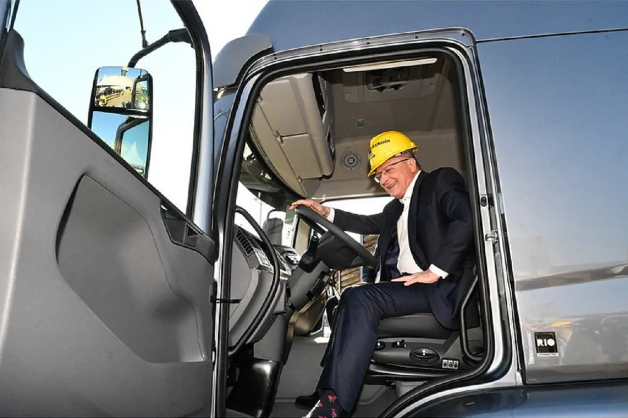 Programa De Renovacao De Frota Parceria Com Volkswagen Contempla 100 Caminhoneiros Autonomos Com Caminhoes Novos