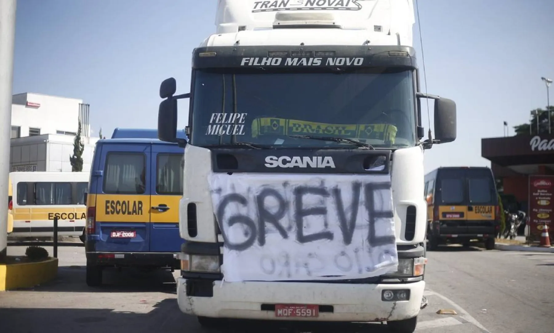 Veja os principais impactos e motivos de uma greve dos caminhoneiros em 2023