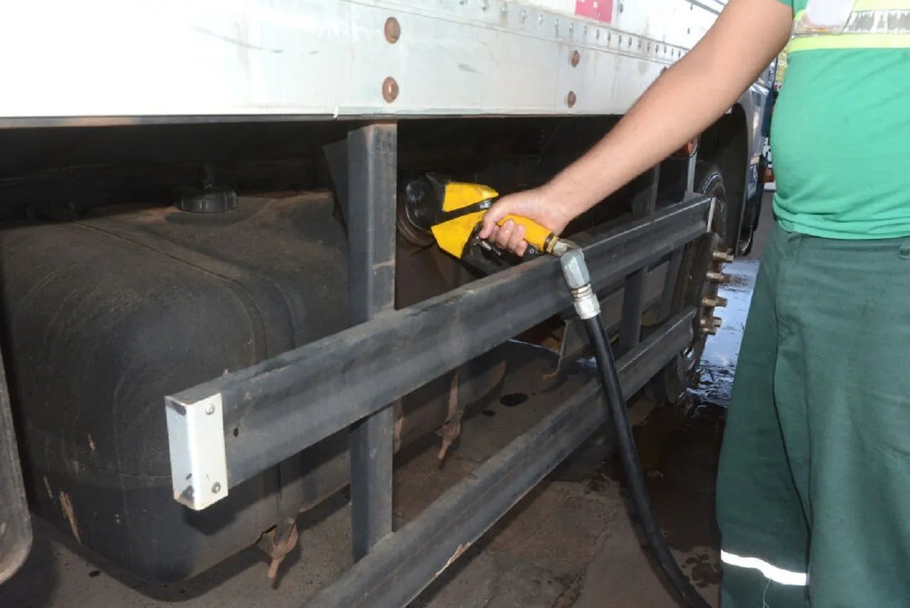 Imposto sobre o diesel será zerado após MP perder a validade