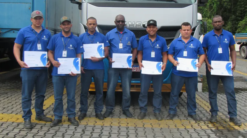 Transporte Excelsior está contratando motorista categoria D no Rio de Janeiro