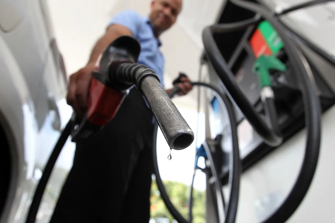Novo Combustível, Velhos Desafios: E30 no Brasil e a promessa de gasolina mais barata