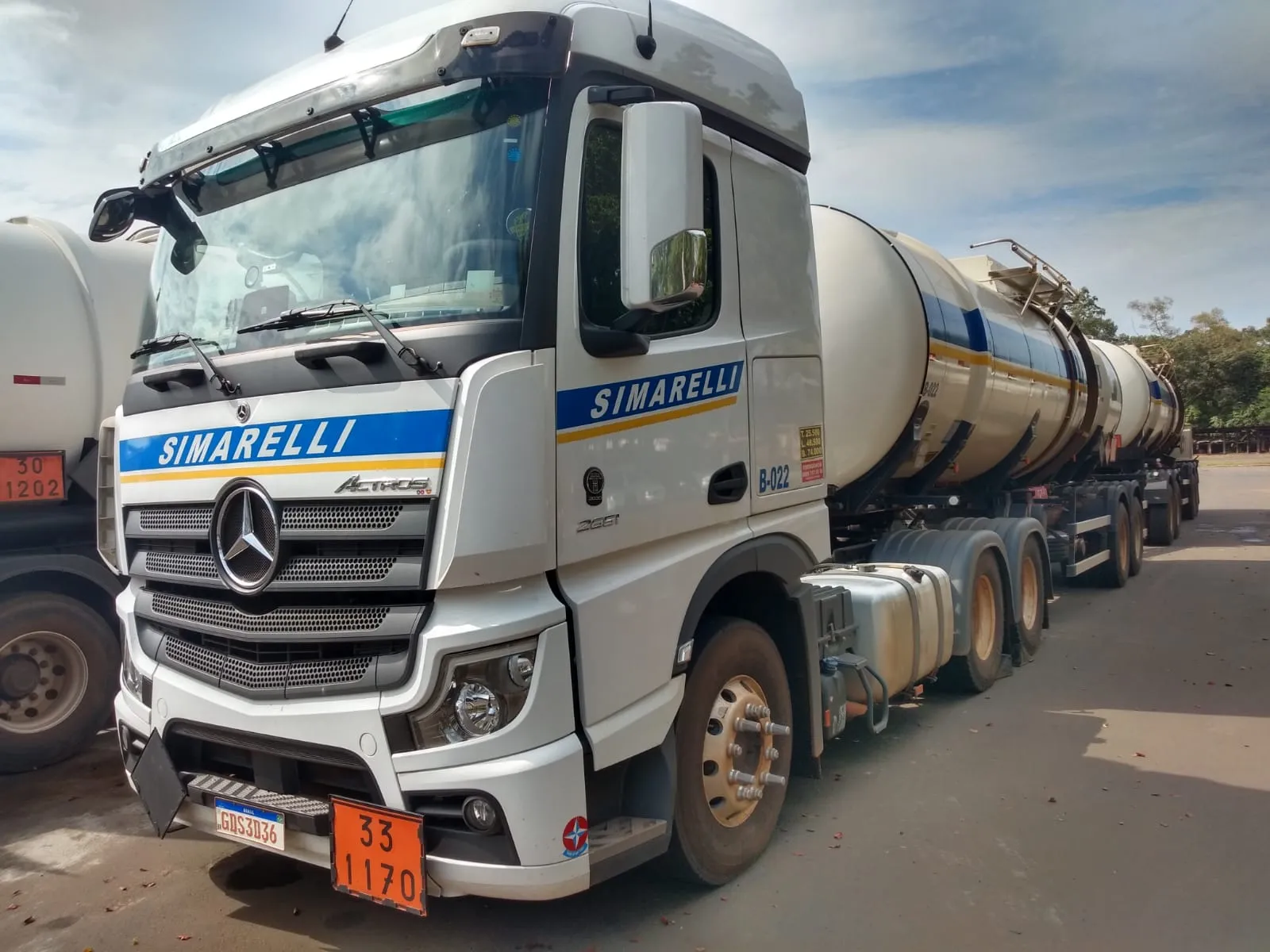Transportadora Simarelli abre novas vagas para caminhoneiro