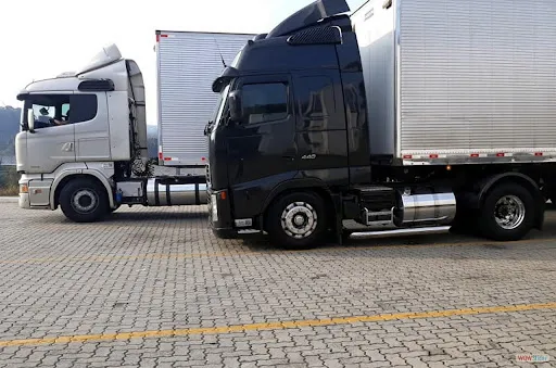 Transportadora AL abre vagas para motorista carreteiro
