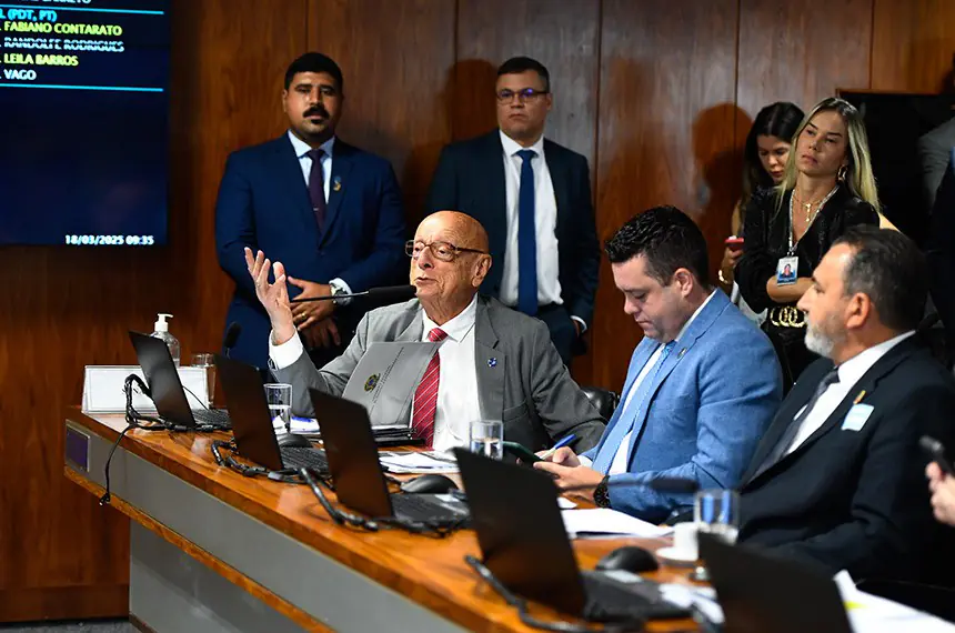 PARLAMENTARES-SENADO