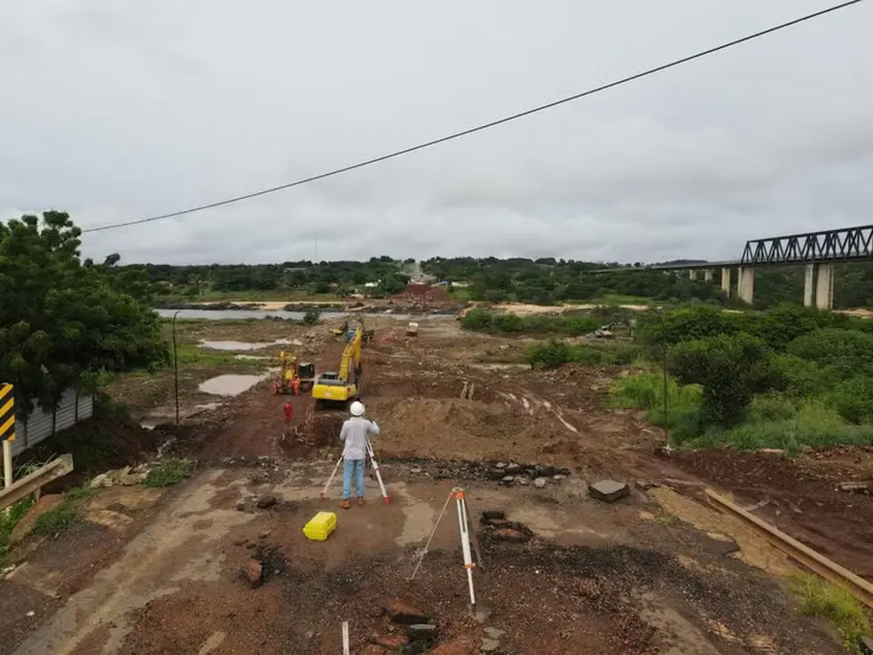 Ministro Renan Filho reafirma entrega da nova ponte sobre o rio Tocantins ainda em 2025