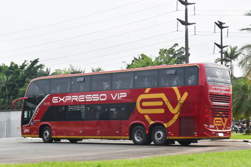 EXPRESSO-VIP-BUSSCAR
