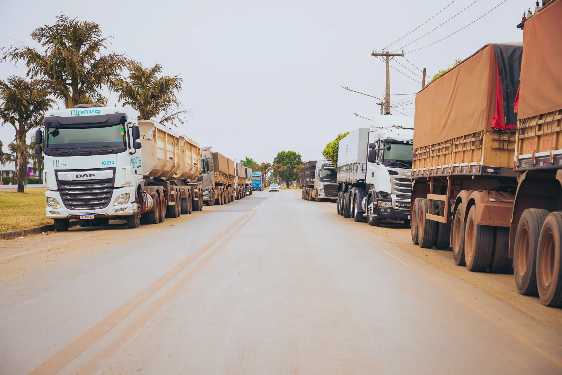 Falta de caminhoneiros atinge até 90% das transportadoras no Brasil