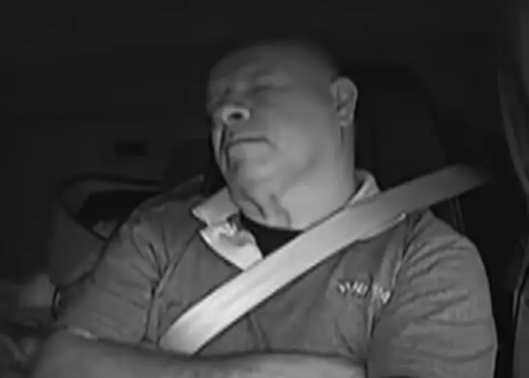Caminhoneiro que dormiu no volante é indiciado após morte na rodovia