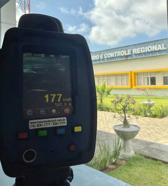 PRF flagra veículo a 177 km/h em trecho da BR-101 no Rio Grande do Norte