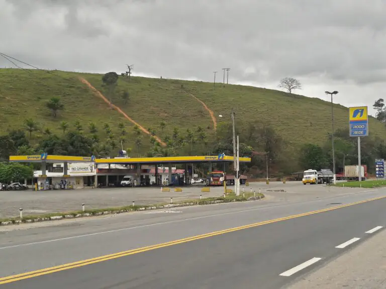 Falta de união?, Posto JR volta a ficar lotado e caminhoneiros enfrentam falta de vagas para estacionar