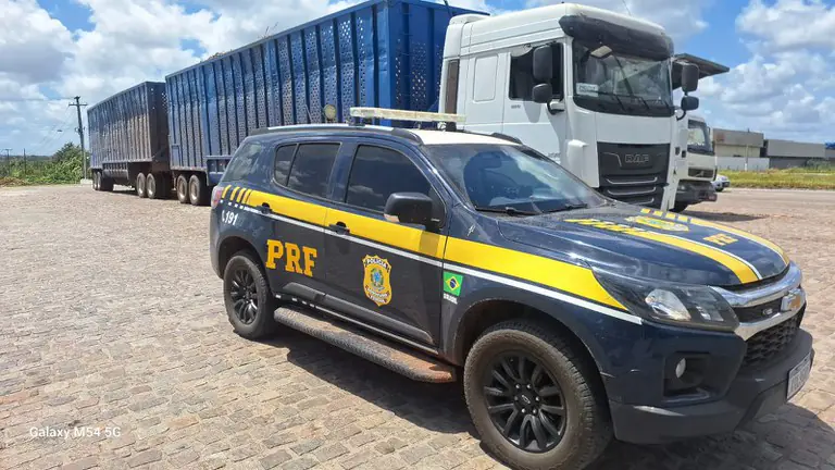 PRF e DNIT fiscalizam 373 veículos na “Operação Carga Legal” no RN e autuam 70 por excesso de peso