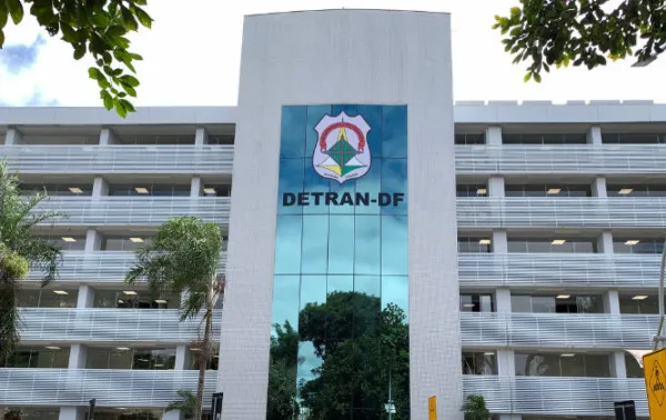 Quadrilha invade sistema do Detran-DF e faz transferências ilegais de veículos