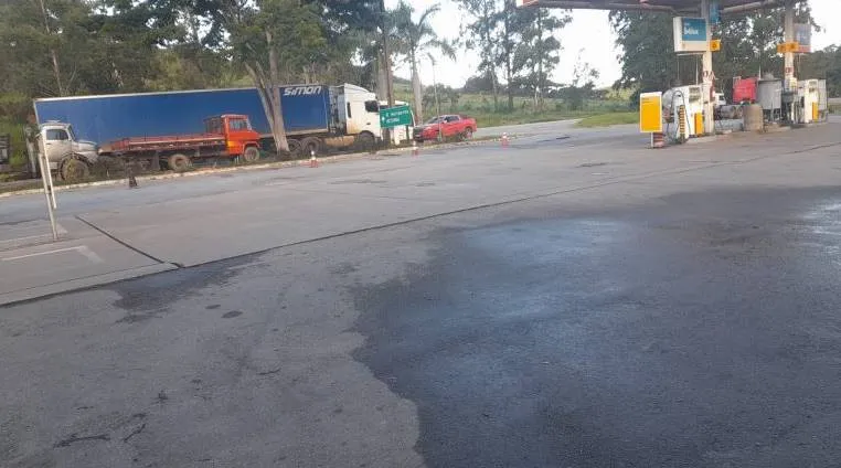 Caminhoneiro é encontrado desacordado após suposto assalto na BR-040