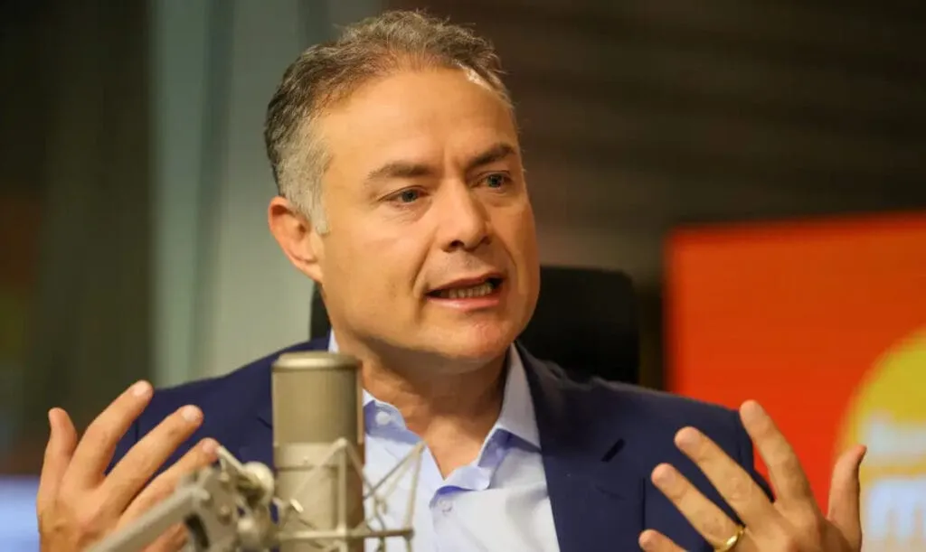 Ministro diz que greve não compensa e gera reação entre caminhoneiros
