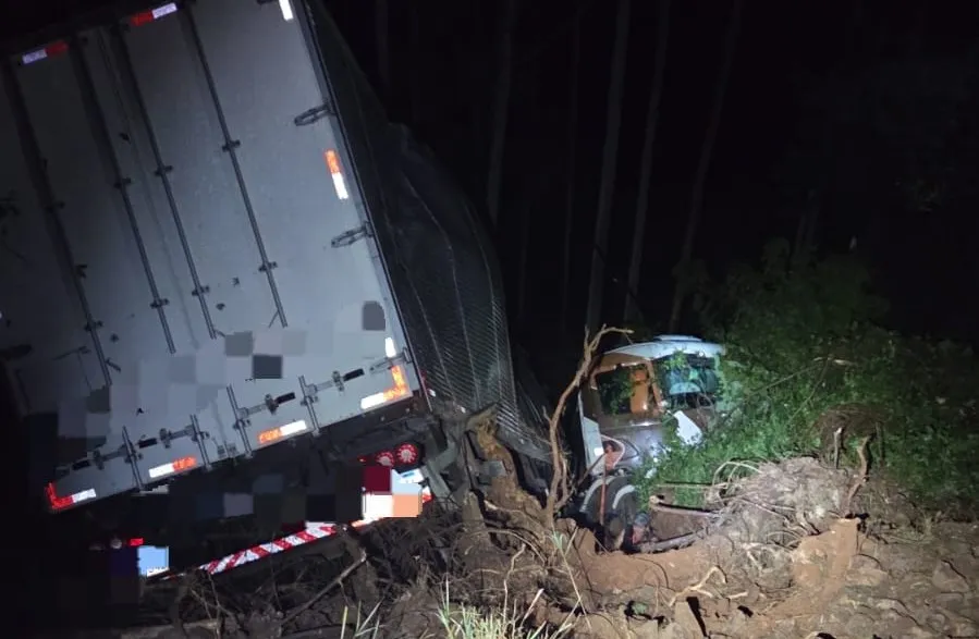 Acidente grave com caminhoneiro