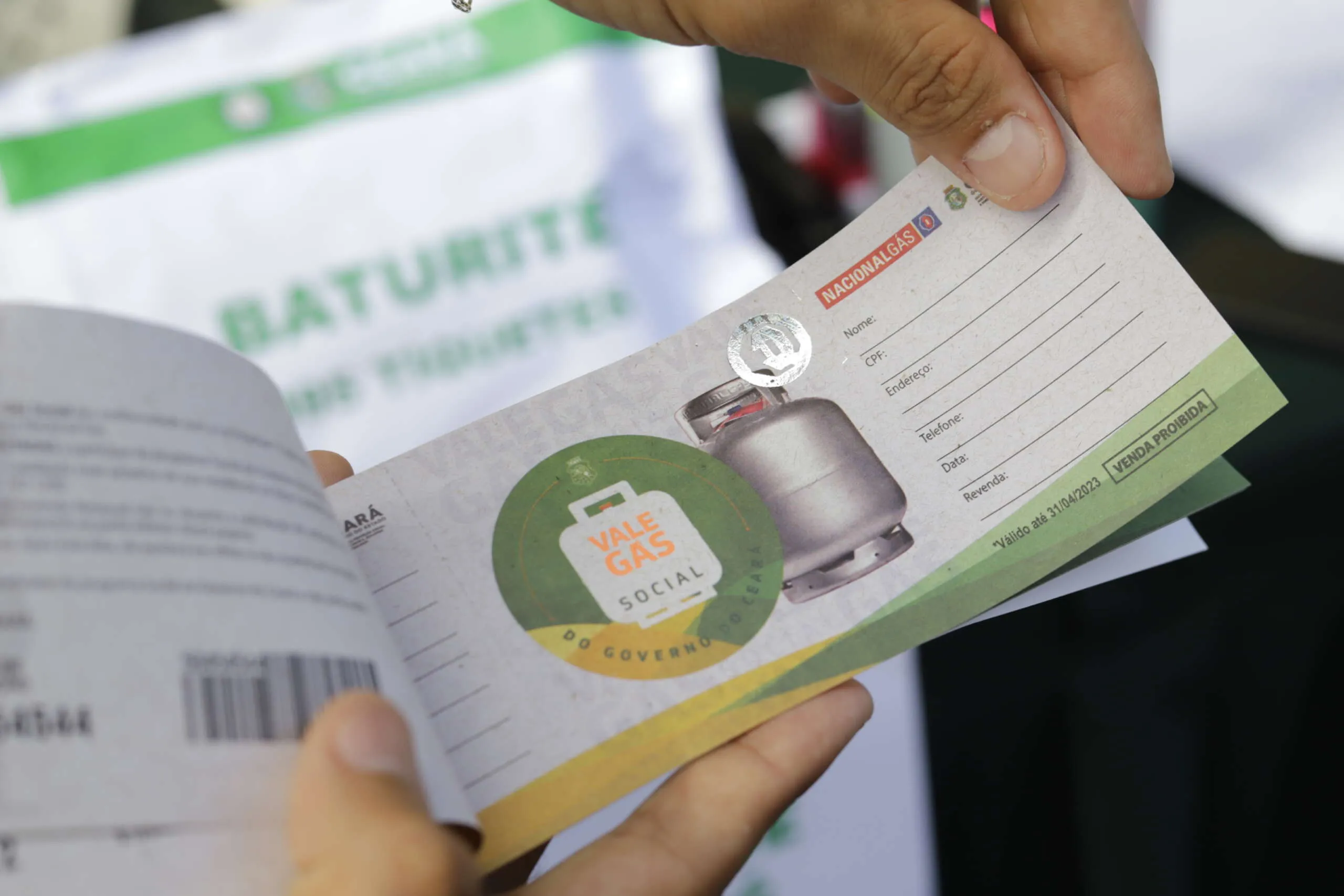 Empresários do agro e transporte apontam dificuldade para contratar trabalhadores, muitos estão recebendo auxilios.