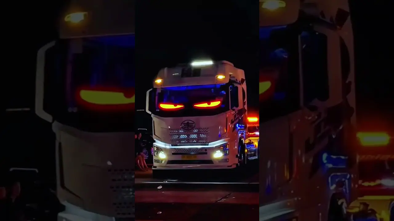 PRF pode multar caminhoneiros que usam olhos de LED no caminhão