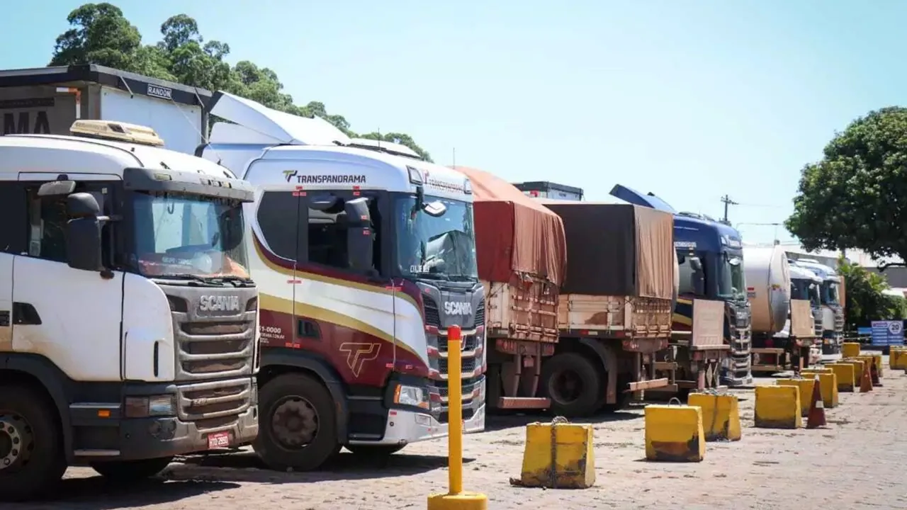 Cerca de 90% das transportadoras sofrem com a falta de caminhoneiros