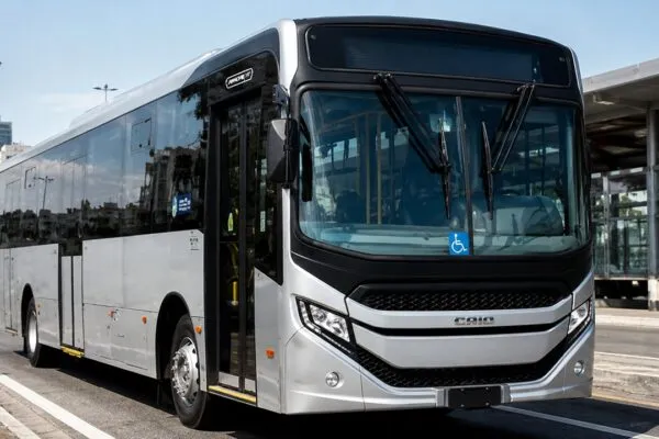 Apache Vip da nova geração e virou o ônibus urbano mais forte da Caio