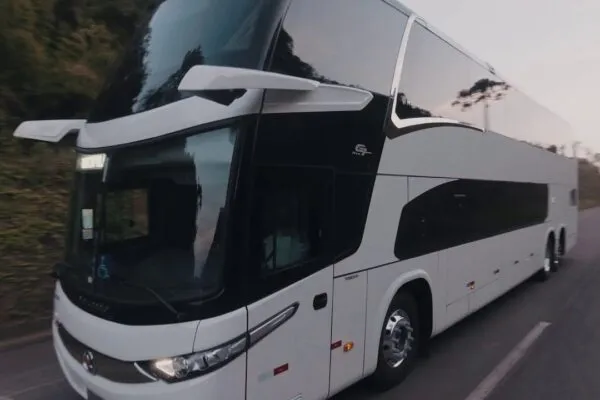 Cinco tecnologias de ônibus que prometiam mudar as viagens, mas quase sumiram