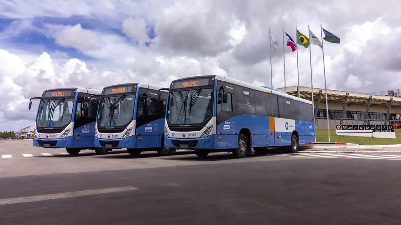 Falta de motoristas faz empresa de ônibus abrir vaga com jornada de 25 horas por semana e beneficios