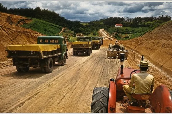 Há 61 anos, a BR-116 ganhava nome e virava uma rota gigante do transporte de cargas