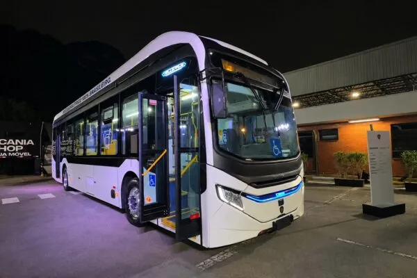 Onibus Eletrico Da Scania Impressiona Pelo Torque E Pode Passar De 3 Milhoes
