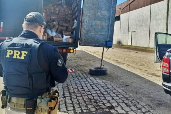 Caminhão com carga desviada é interceptado e esquema com falso roubo acaba descoberto na Paraíba