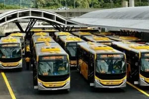 Mobi-Rio abre vaga para dirigir BRT no Rio com salário acima de R$ 4 mil